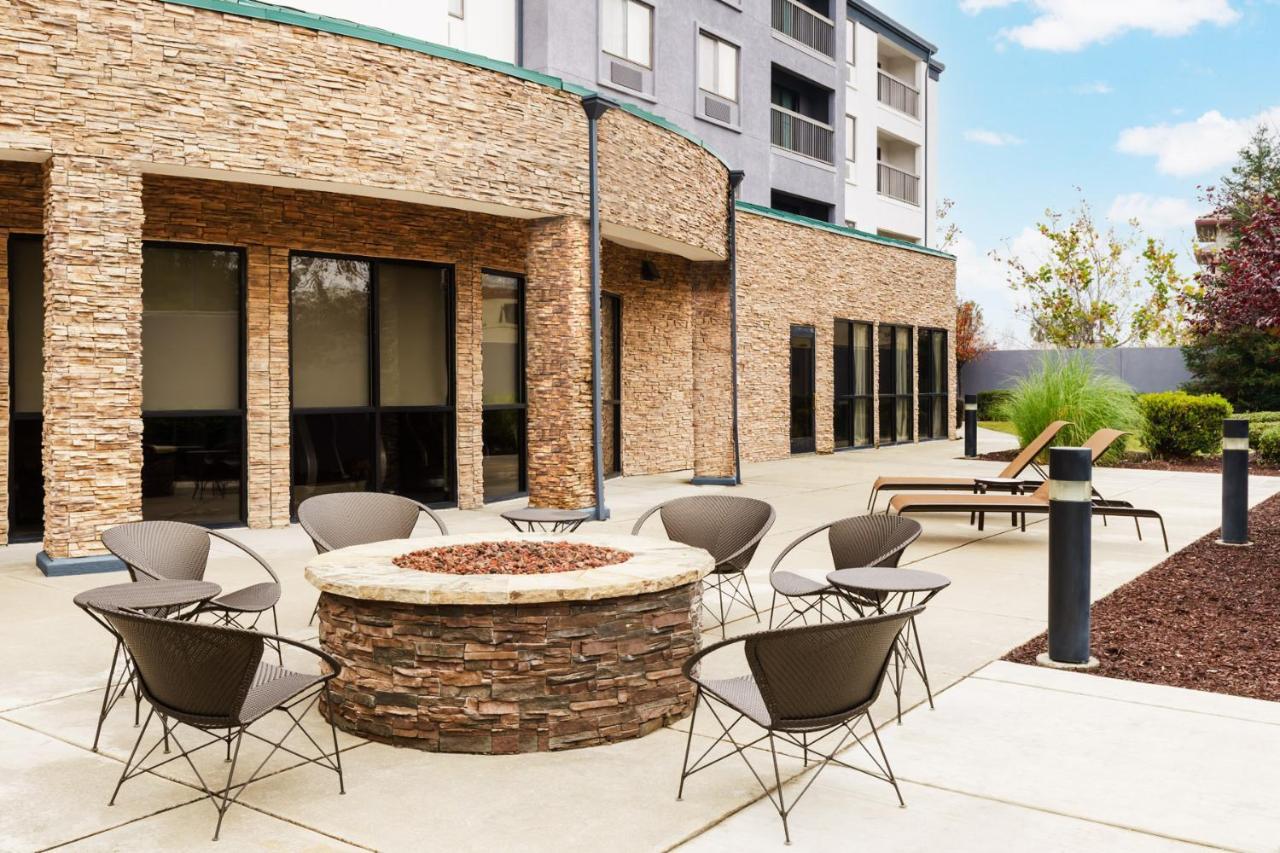 Courtyard By Marriott Sacramento Folsom Hotel Kültér fotó