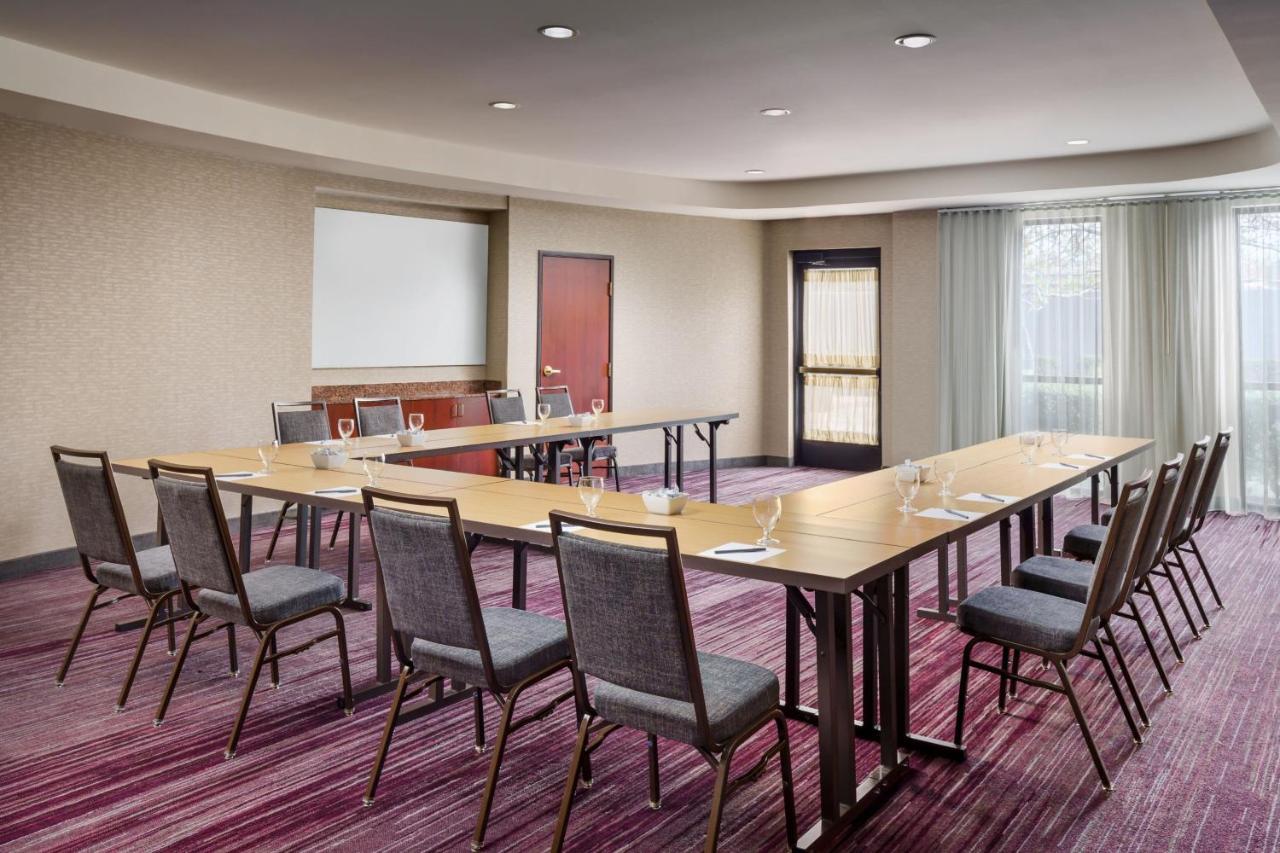 Courtyard By Marriott Sacramento Folsom Hotel Kültér fotó