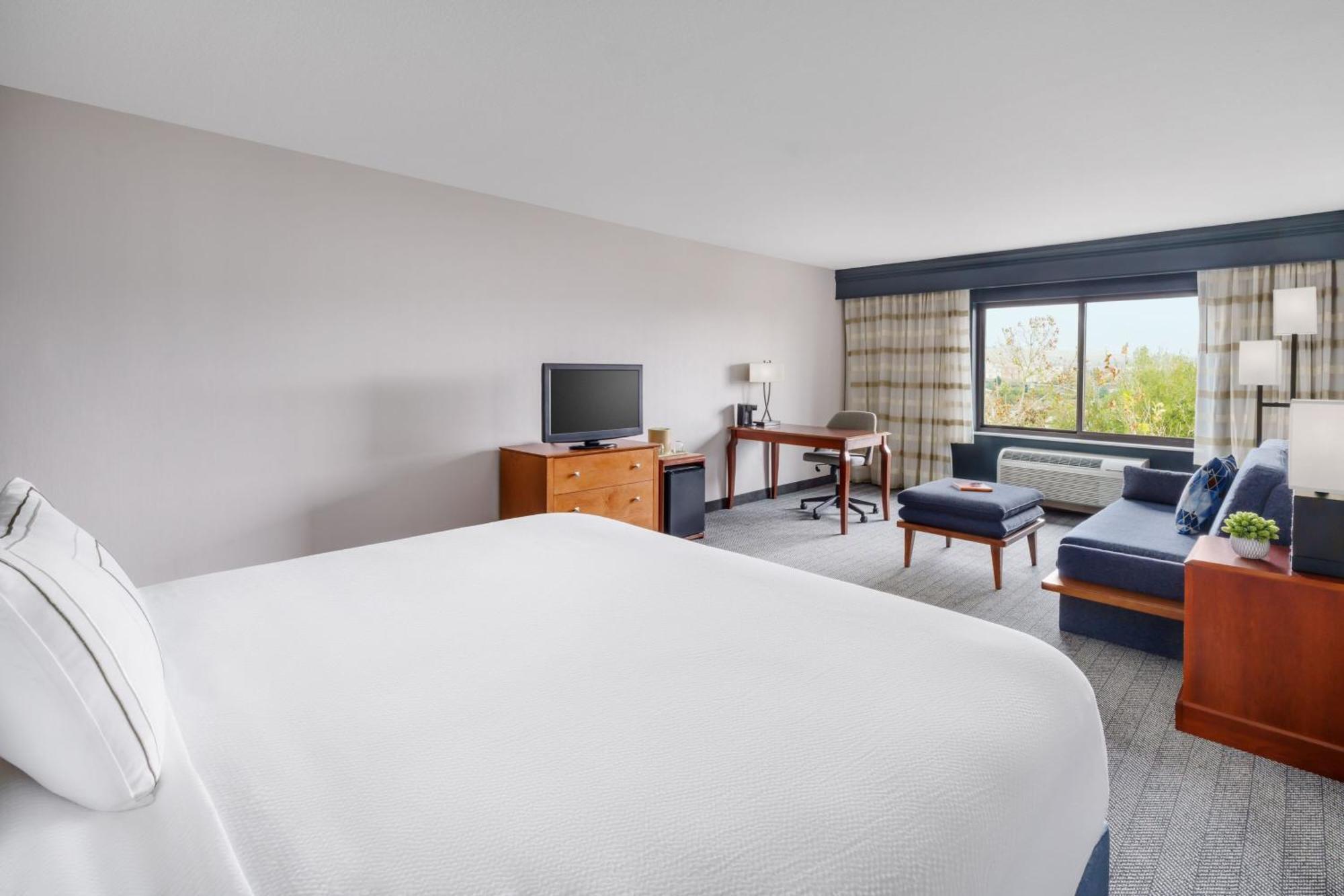 Courtyard By Marriott Sacramento Folsom Hotel Kültér fotó